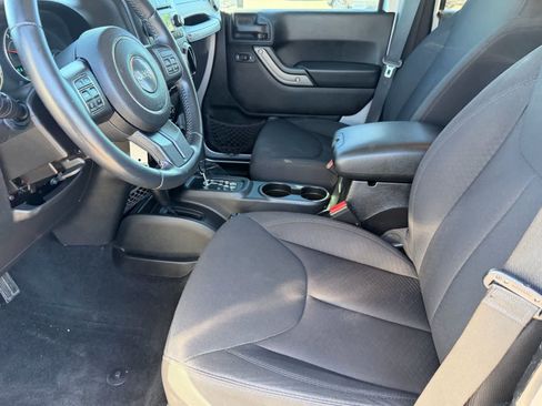 Used 2014 Jeep Wrangler Unlimited Sport w/ Quick Order Package 24S image 17