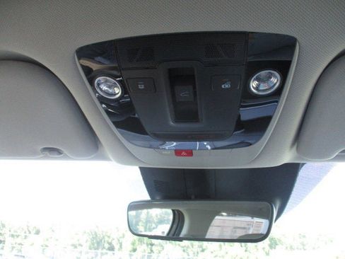 New 2025 Kia Sorento S w/ Panoramic Sunroof Package image 26