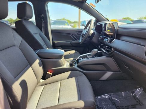 Used 2024 Chevrolet Colorado Trail Boss w/ Advanced Trailering Package AWD/4WD image 9