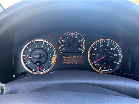 Used 2013 Nissan Armada Platinum w/ Platinum Reserve Pkg RWD image 20
