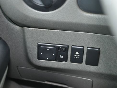 Used 2021 Nissan NV 2500 SV image 24