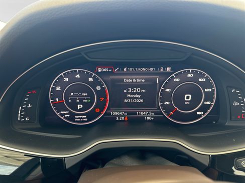 Used 2017 Audi Q7 3.0T Prestige AWD/4WD image 14