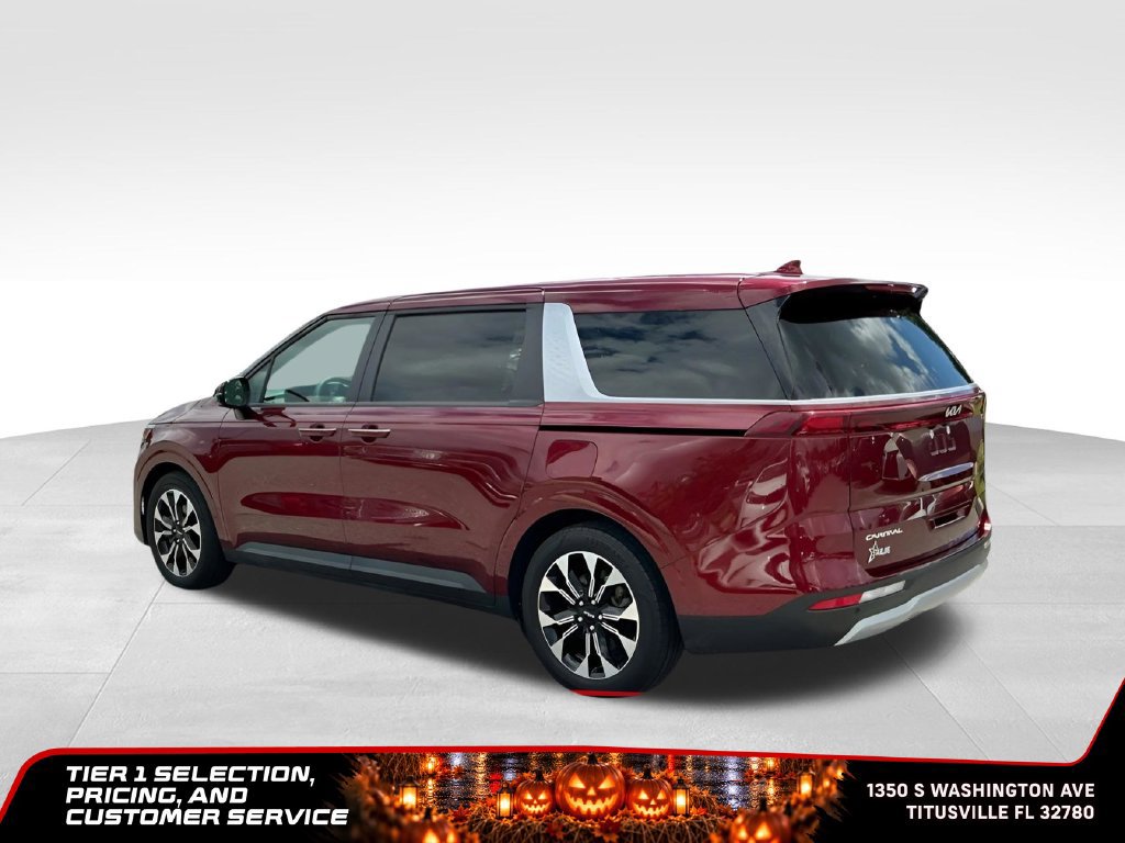 Used 2024 Kia Carnival EX FWD image 3