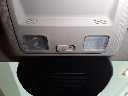Certified 2020 Ford Escape SE FWD image 16