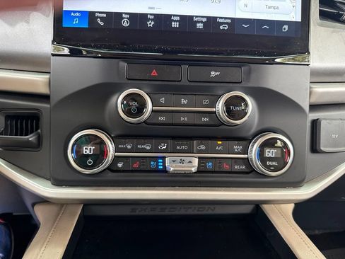 Used 2023 Ford Expedition XLT RWD image 36