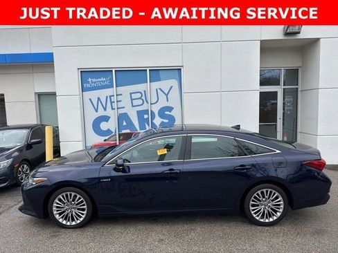 Used 2021 Toyota Avalon Limited w/ Advanced Safety Package image 6