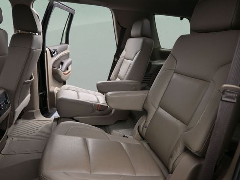 Used 2020 Chevrolet Tahoe Premier RWD image 24