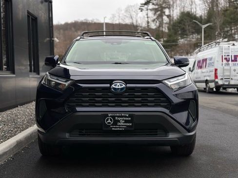 Used 2023 Toyota RAV4 XLE w/ Convenience Package image 11