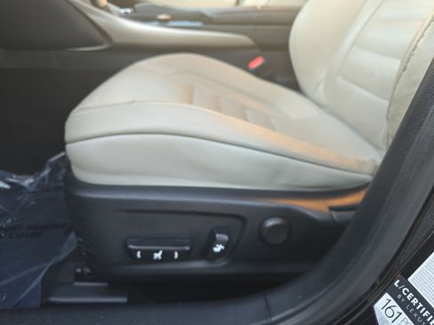 Used 2015 Lexus IS 250 AWD image 29