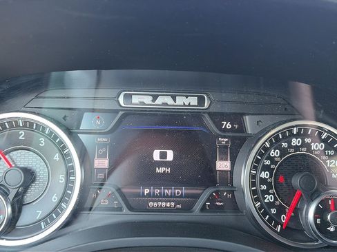 Used 2022 RAM 1500 Big Horn AWD/4WD image 11