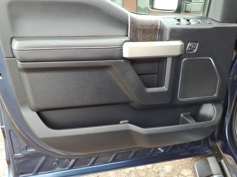 Used 2020 Ford F250 Lariat w/ Chrome Package AWD/4WD image 13