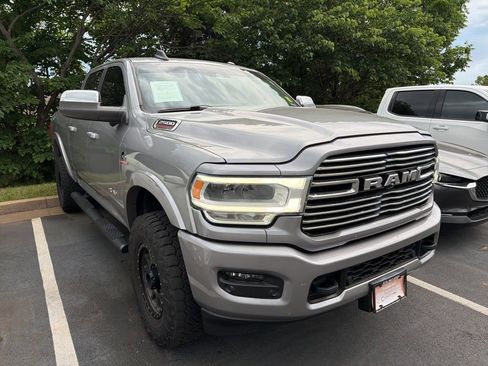 Used 2020 RAM 2500 Laramie AWD/4WD image 2