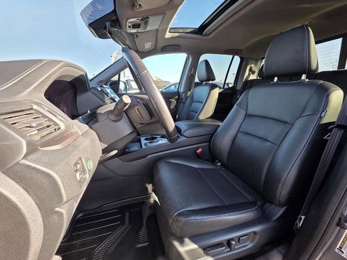 Used 2024 Honda Ridgeline RTL image 11