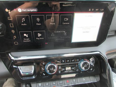 New 2026 GMC Sierra 2500 AT4 AWD/4WD image 19