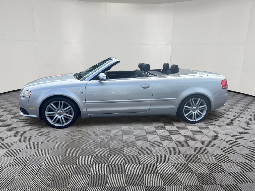 Used 2007 Audi S4 Cabriolet AWD/4WD image 3