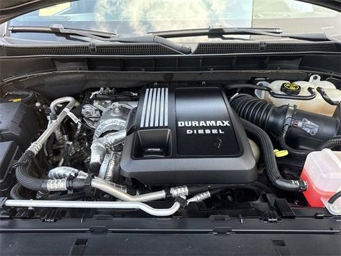 Used 2021 GMC Yukon XL SLT image 36