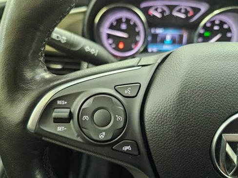Used 2020 Buick Envision Essence AWD/4WD image 11