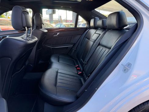 Used 2016 Mercedes-Benz E 400 Sedan image 41
