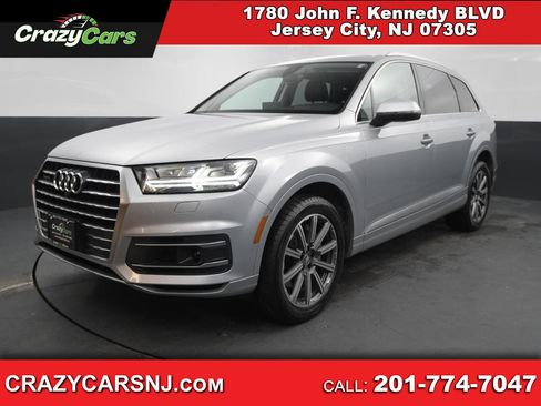 Used 2018 Audi Q7 3.0T Prestige image 1