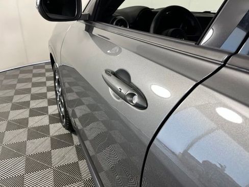 Used 2026 Alfa Romeo Tonale AWD/4WD image 13