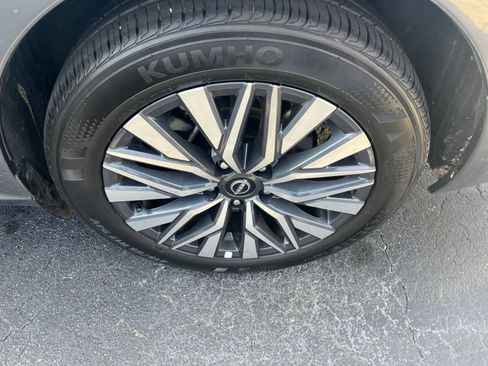 Used 2025 Nissan Altima 2.5 SV image 23