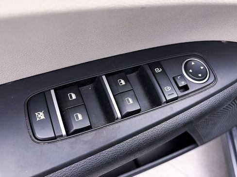 Certified 2023 Kia Forte LXS w/ LXS Technology Package FWD image 16