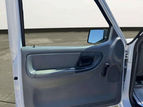 Used 2010 Ford Ranger XL RWD image 9