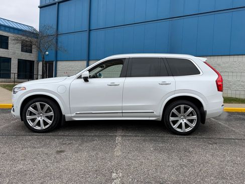 Used 2017 Volvo XC90 T8 Inscription w/ Vision Package image 8