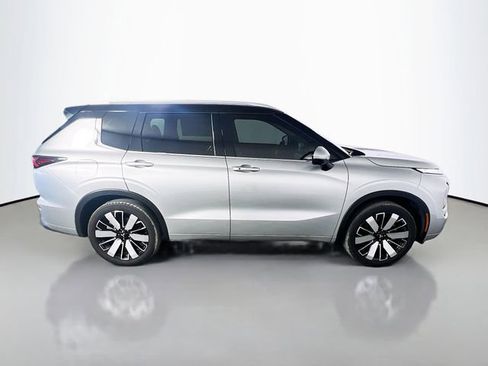 Used 2025 Mitsubishi Outlander SEL AWD/4WD image 9