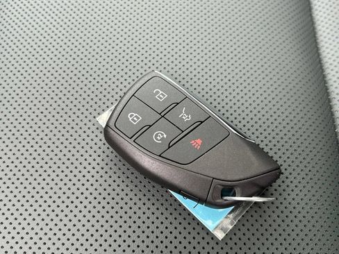 New 2026 GMC Terrain AT4 w/ LPO, Floor Liner Package AWD/4WD image 29