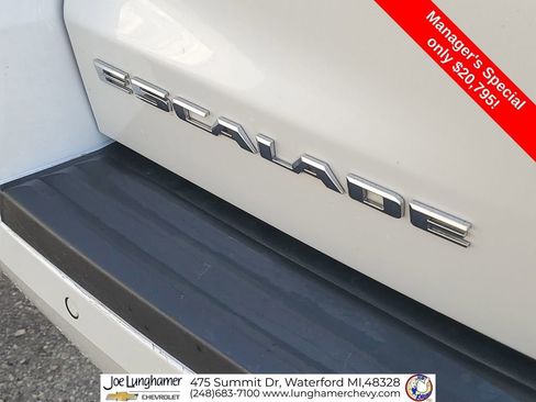 Certified 2016 Cadillac Escalade ESV Luxury image 34