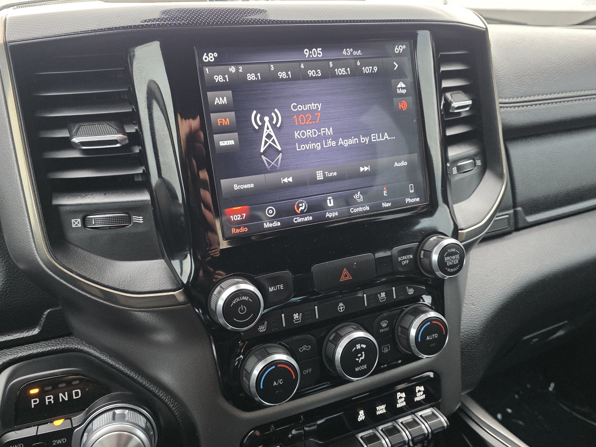 Used 2019 RAM 1500 Sport w/ Level 2 Equipment Group AWD/4WD image 12
