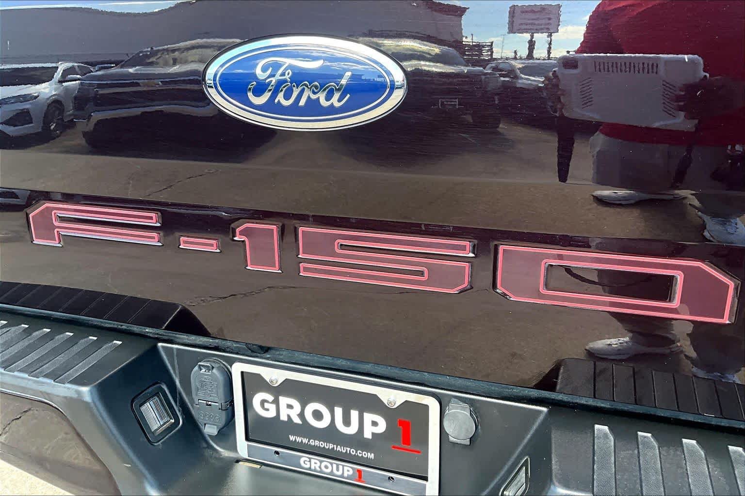 Used 2019 Ford F150 Lariat w/ Equipment Group 502A Luxury AWD/4WD image 10