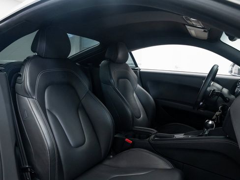 Used 2013 Audi TTS 2.0T Prestige w/ Prestige Pkg image 18