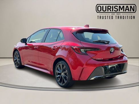 Used 2025 Toyota Corolla XSE FWD image 4
