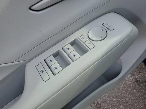 New 2026 Hyundai Kona SE AWD/4WD image 19
