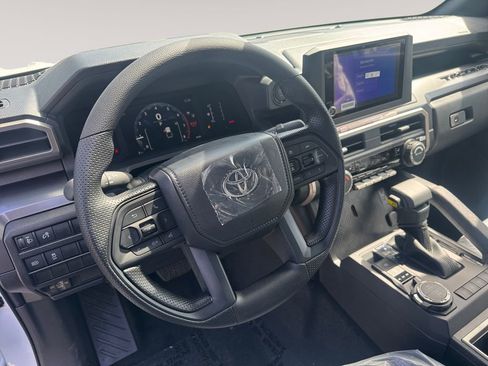 New 2026 Toyota Tacoma SR5 AWD/4WD image 12