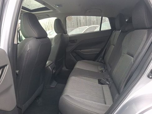 Used 2024 Subaru Crosstrek 2.0i Premium image 10