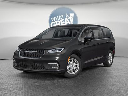 New 2026 Chrysler Pacifica Limited