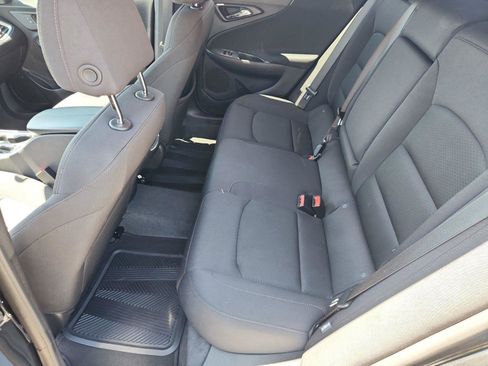 Used 2024 Chevrolet Malibu LT FWD image 11