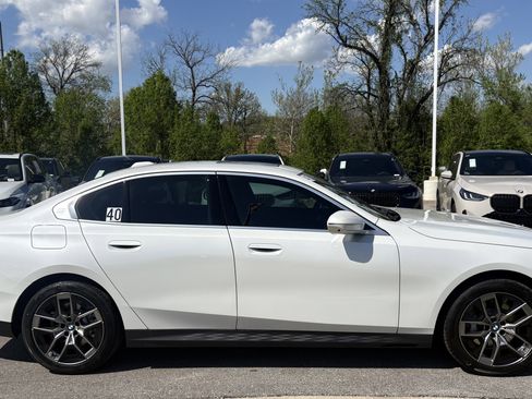 Used 2026 BMW 530i xDrive image 11