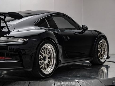 Used 2016 Porsche 911 GT3 RS RWD image 22