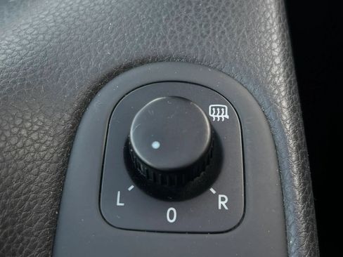 Used 2012 Volkswagen Golf TDI FWD image 40