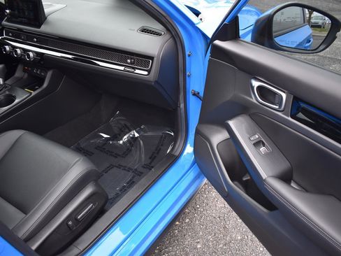 Used 2024 Honda Civic Sport Touring image 17