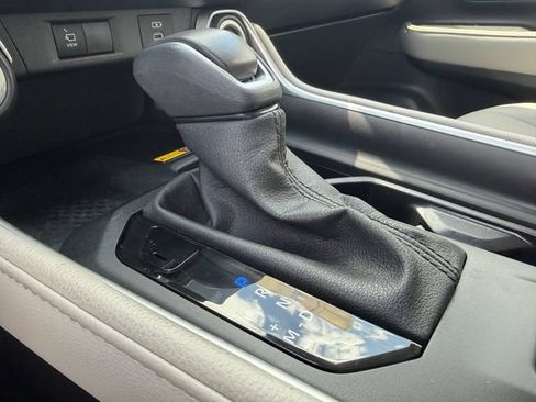 Certified 2025 Toyota Grand Highlander FWD image 19