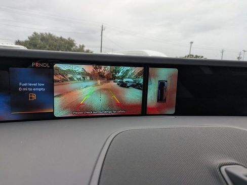 New 2026 Lincoln Nautilus Premier image 23