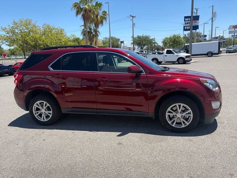 Used 2017 Chevrolet Equinox LT w/ Convenience Package FWD image 4