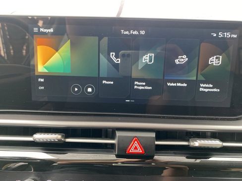 Certified 2026 Kia Sportage EX w/ EX Panorama Roof Package image 33