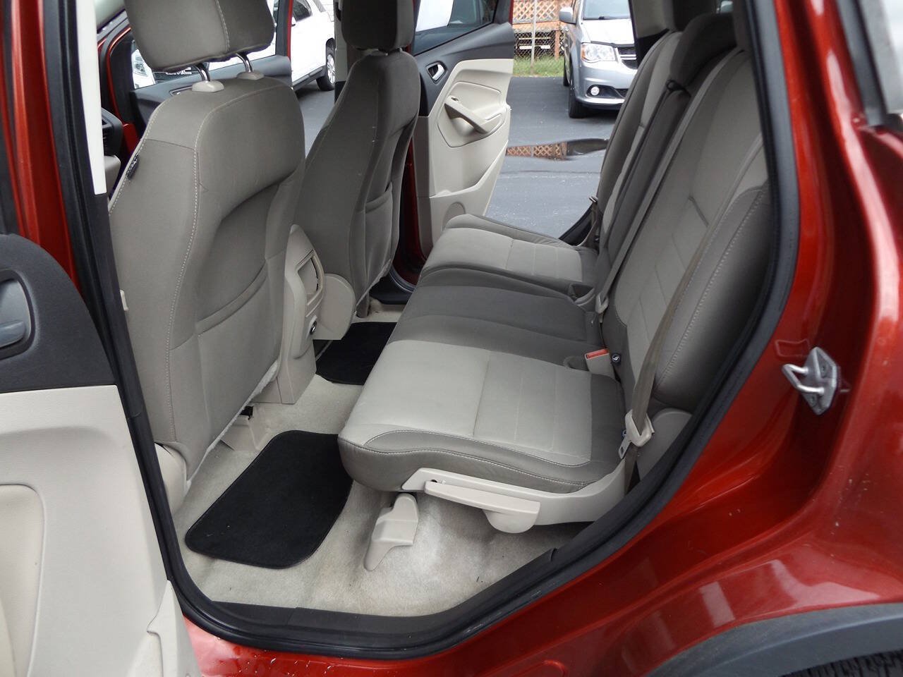 Used 2014 Ford Escape SE FWD image 16