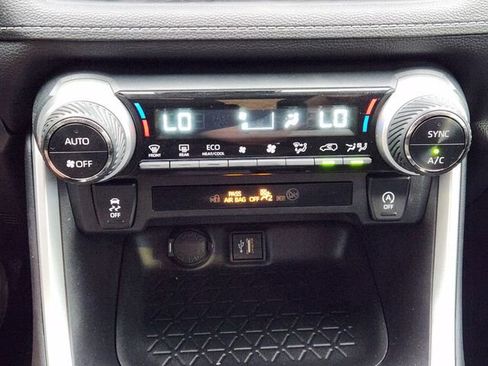 Used 2023 Toyota RAV4 XLE w/ Convenience Package FWD image 17